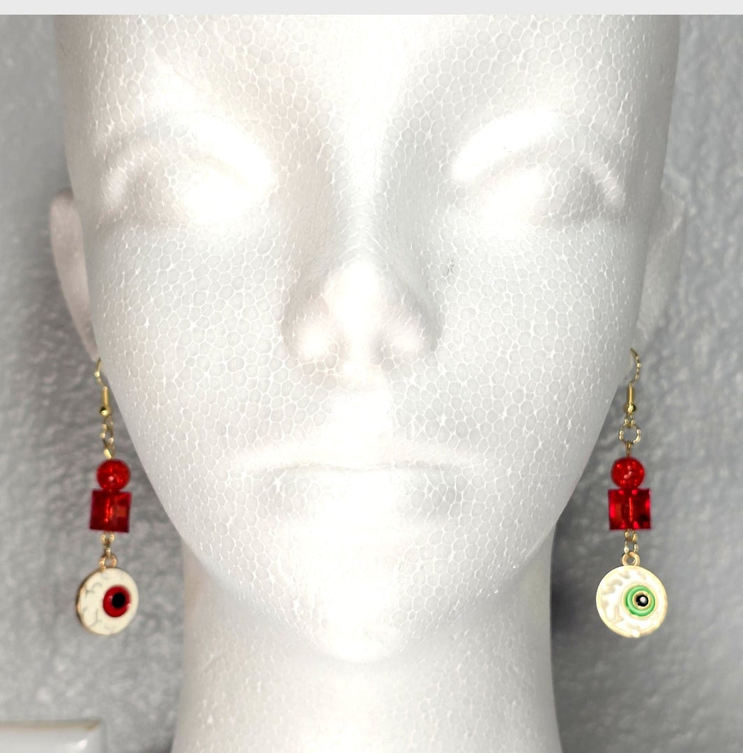 Mismatched Insomnia Eye Gothic Earrings: Halloween Gothic